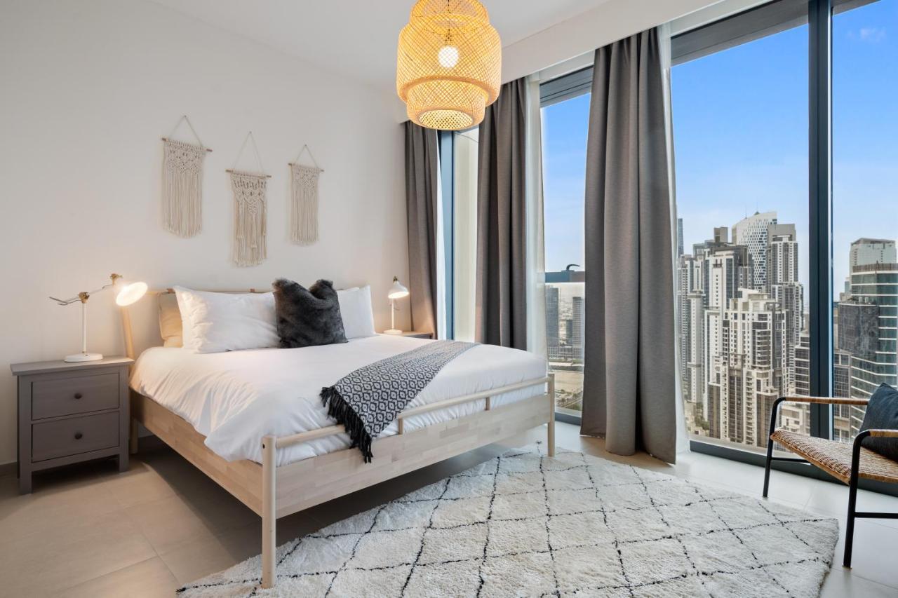 Breathtaking City Views From Dt Apt With Terrace Dubaj Kültér fotó