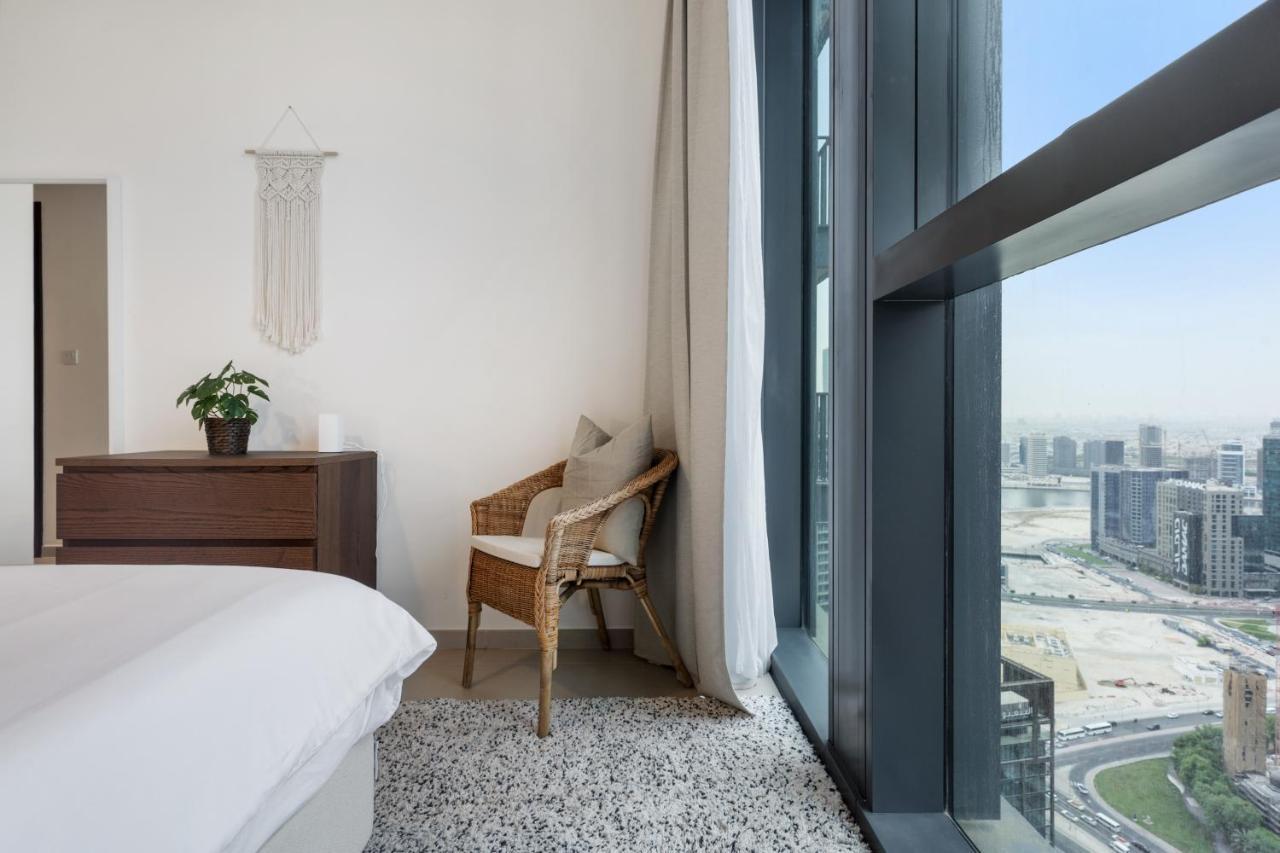 Breathtaking City Views From Dt Apt With Terrace Dubaj Kültér fotó
