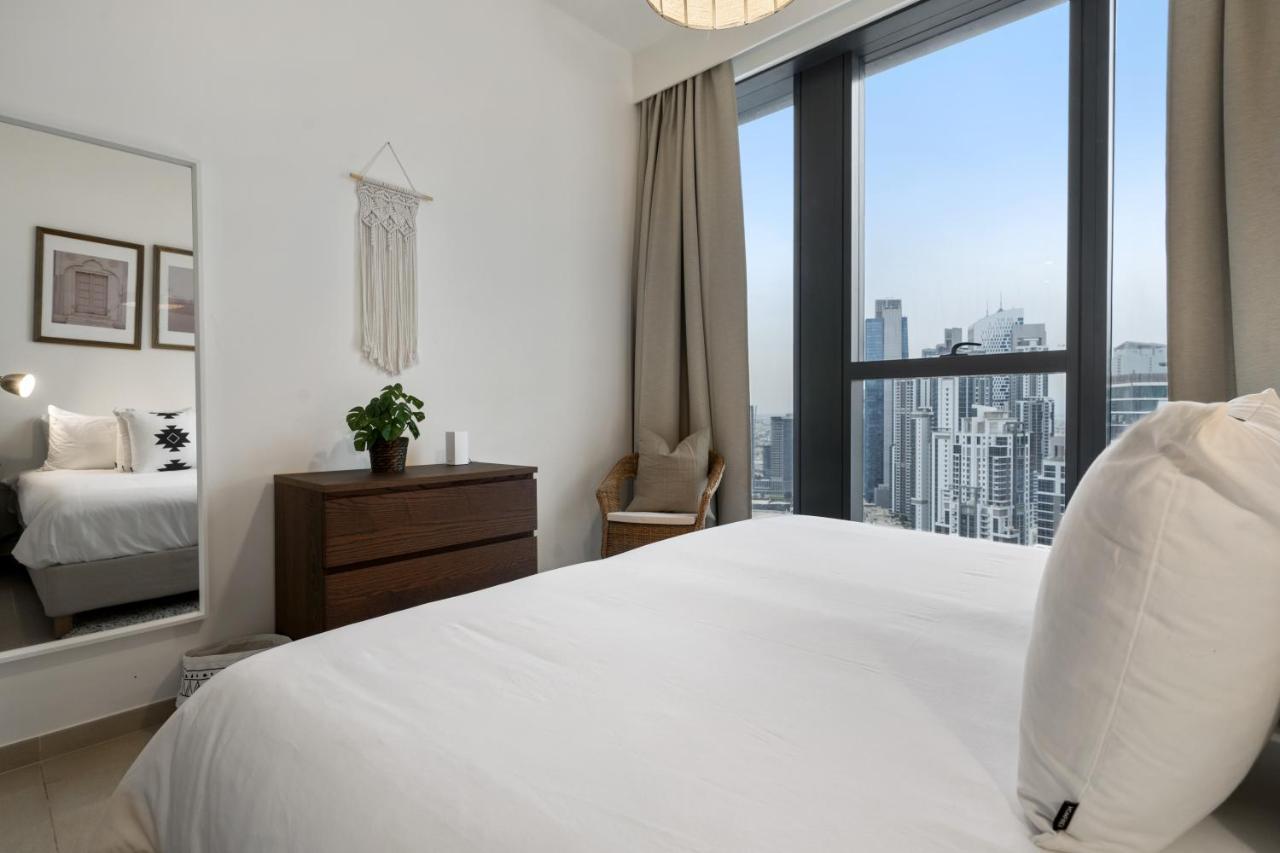 Breathtaking City Views From Dt Apt With Terrace Dubaj Kültér fotó
